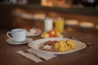 Microtel Inn & Suites by Wyndham San Luis Potosi - Breakfast