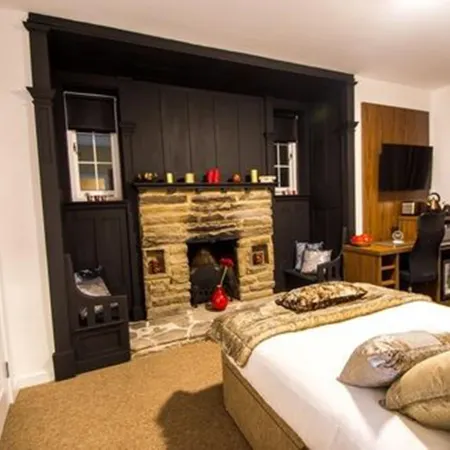 Trivelles Gatwick Hotel & Airport Parking