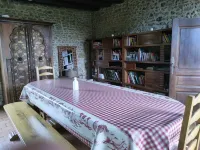 Chambres Dans le gîte "Rêves de Gamins", Proche du pôle Européen et du Circuit des 24h Hotel a Yvre-l'Eveque