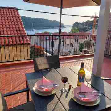 Apartment Saul Dining/Meeting Rooms