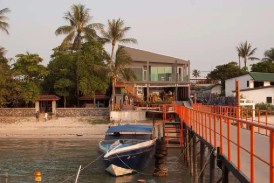 Marina Residence