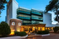 S'Argamassa Boutique Hotel - บริการรถรับส่ง