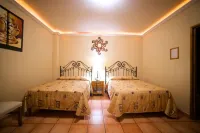 Hotel Hacienda del Sol