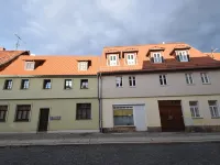 Attic Apartment in Ballenstedt Near Castle Hotels in der Nähe von Die Roseburg