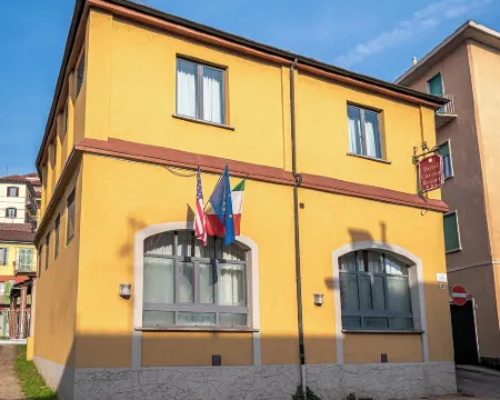 Hotel Cavour Resort Hotels in Moncalieri