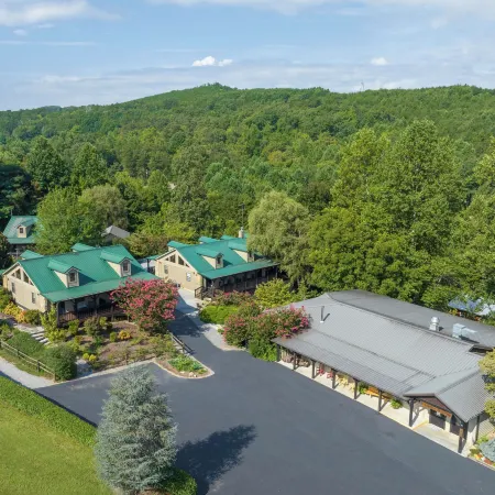 Lodge at Tellico