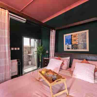Concetta Studio Apartments by Holihomes Rooms