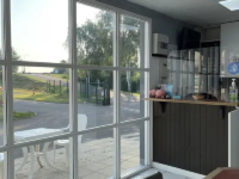 Kyriad Direct Rouen Sud - Val de Reuil Hotels in Eure