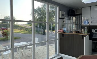 Kyriad Direct Rouen Sud - Val de Reuil