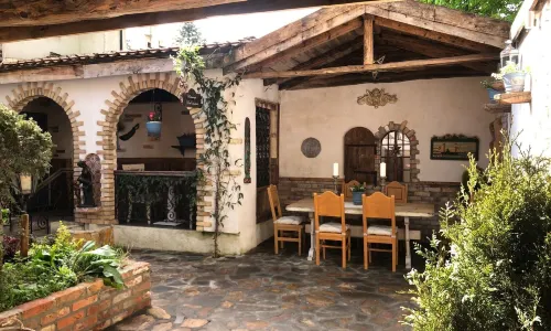 Paul's Fantasia Boutique Suites