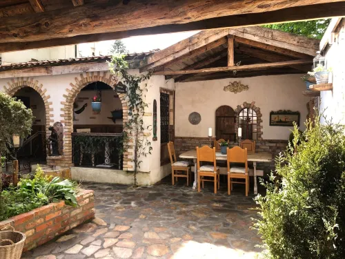 Paul's Fantasia Boutique Suites