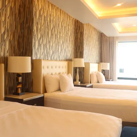 Hotel West Plaza