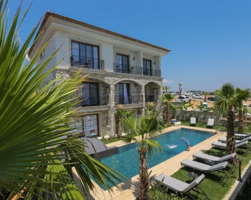 Avalon Alaçatı Hotels in Cesme
