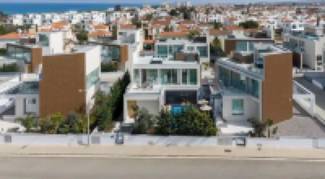 Seaview Luxury Villa Jacuzzi & Pool! 2 Min Beach