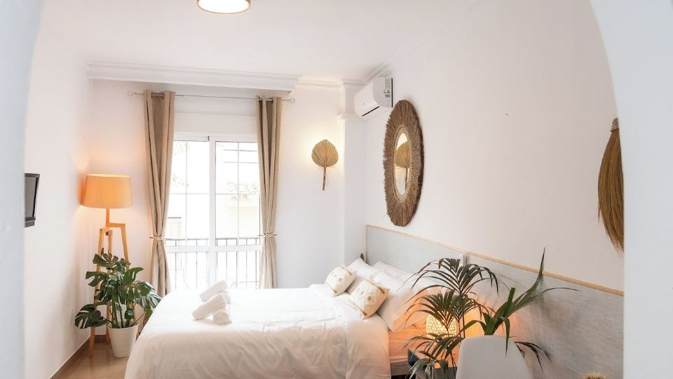 Naim Guest House Nerja