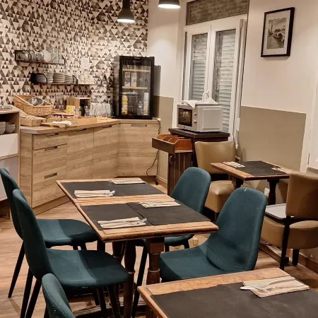 Hotel le Saint Quentin