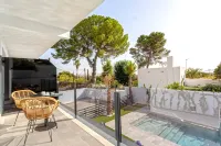 Genteel Home Arruzafa - Private Pools