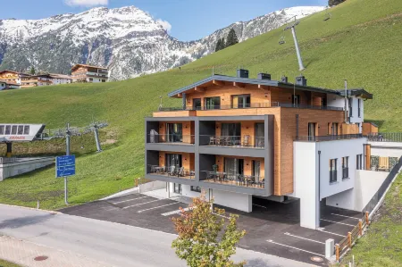 Alpenzauber Apartments by Monteviva