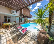 Blue Lagoon Villa - Villas