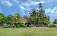Trikora Beach Club and Resort فنادق في بنتان