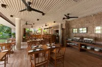 Le Relax Luxury Lodge - breakfast