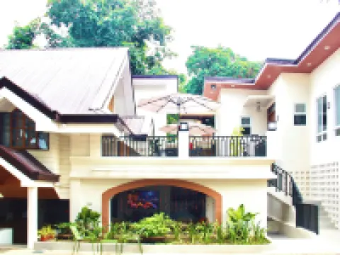 Hidden Oasis Resort Hotels in Gingoog