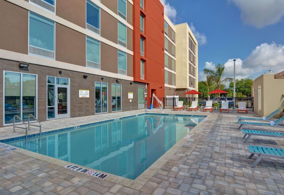 Home2 Suites