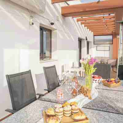 Luxury la Cala Penthouse Walking to Beach - Happy Rentals Dining/Meeting Rooms