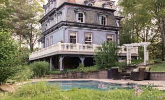 The Bevin House Bed & Breakfast