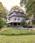 The Bevin House Bed & Breakfast - piscine