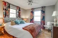 Charming level 3-BR,2Ba house in Johnson City with WiFi, AC, views, pet friendly