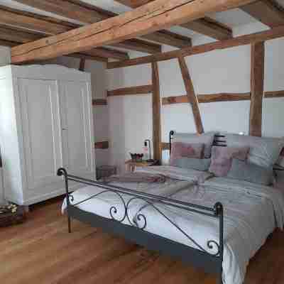 Modern vacation apartment "Tanzsaal" Living in a listed half-timbered house Rooms