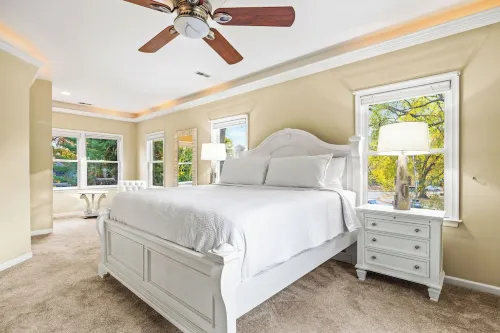 Luxury Spacious Alexandria Home Minutes to Washington D.C.