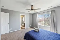 Waukee Retreat, nestled in the heart of the city, stylish and spacious house.