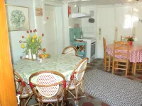 Chalet la Griotte Hotels in Aigle