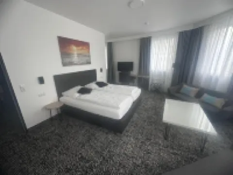 Panorama Hotel Rheinkrone Hotels in Andernach