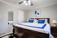 La Palma Lodge Near Texas Tech and Top Restaurants - balcony