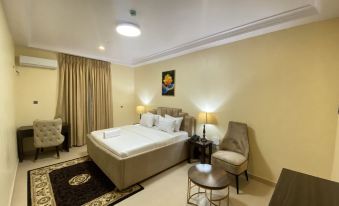 Light Spring Hotel