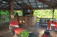 Cozy Cabin,Sandy Beach,Fantastic Dock W/ 50' TV & Boat Launch