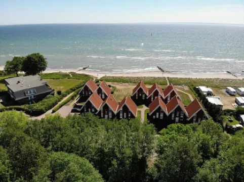 The beach house COAST with sea view, sauna, whirlpool, fireplace, garden