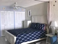 Romantic Oceanview Escape -- Balcony Views -- Close to Sapphire Beach Hotels near Christmas Cove