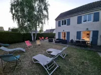 Charming and peaceful residence Hotels near Parc des Expositions