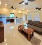 Private Comfortable Apartments 5min from Supermarket & Marina