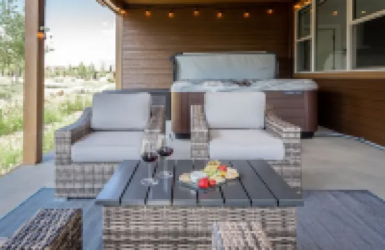 Modern Mountain Golf/Ski/Lake Retreat w/ Hot Tub
