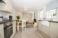 Malt Cottage - Luxury 2 Bedroom, Pet friendly cottage in old town Padstow