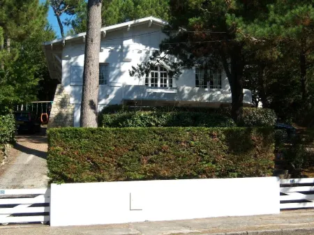 PYLA SEA VIEW VILLA 150m2 ROCHER OF 5 BEDROOMS 250m PLAG