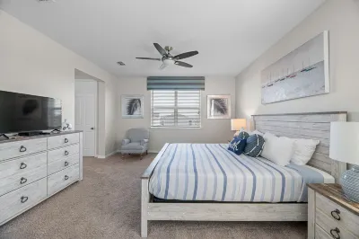 Villa w/ Private pool In Solara Resort Near Disney