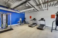 2 Bedroom Apartment Close to Downtown & Baylor Hospital