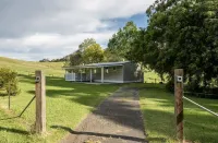 Tall Fig BnBEntire guesthouse in Foxground, Australia