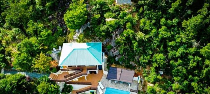 Prettyview Villa above Wyndham Lambert Beach Resort Hotele w: Tortola